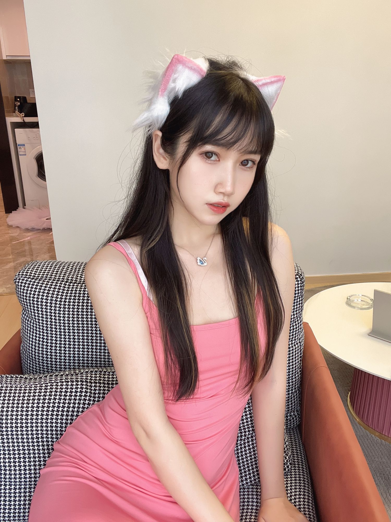 图片[2]-粉色激凸人妻-COS世界