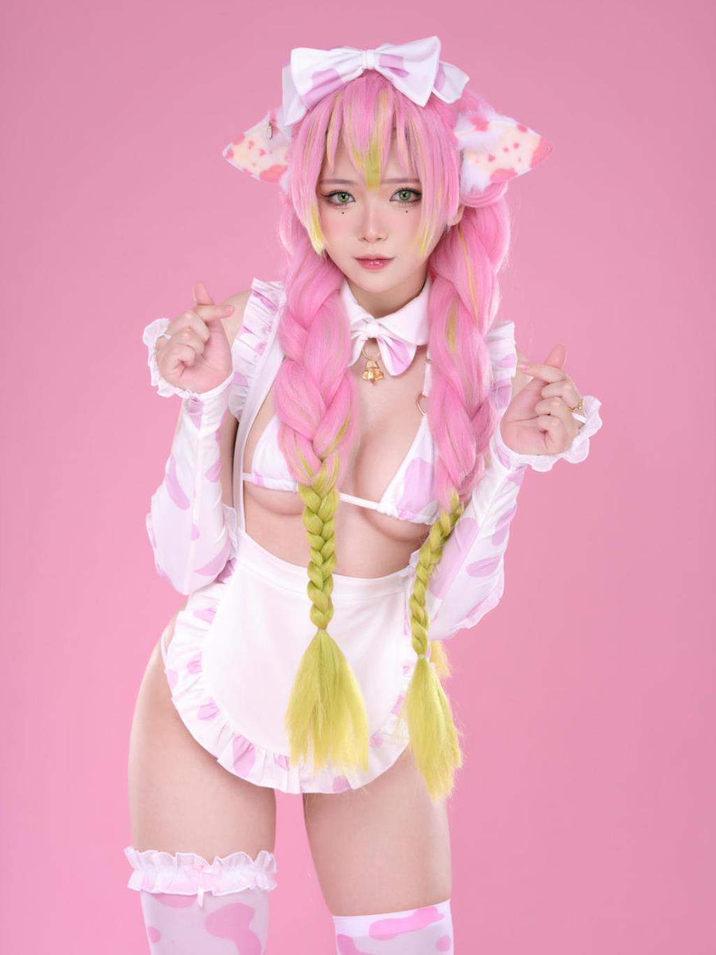 ZinieQ No.083 – Demon Slayer Mitsuri Kanroji Valentine [20P 4V]-COS世界