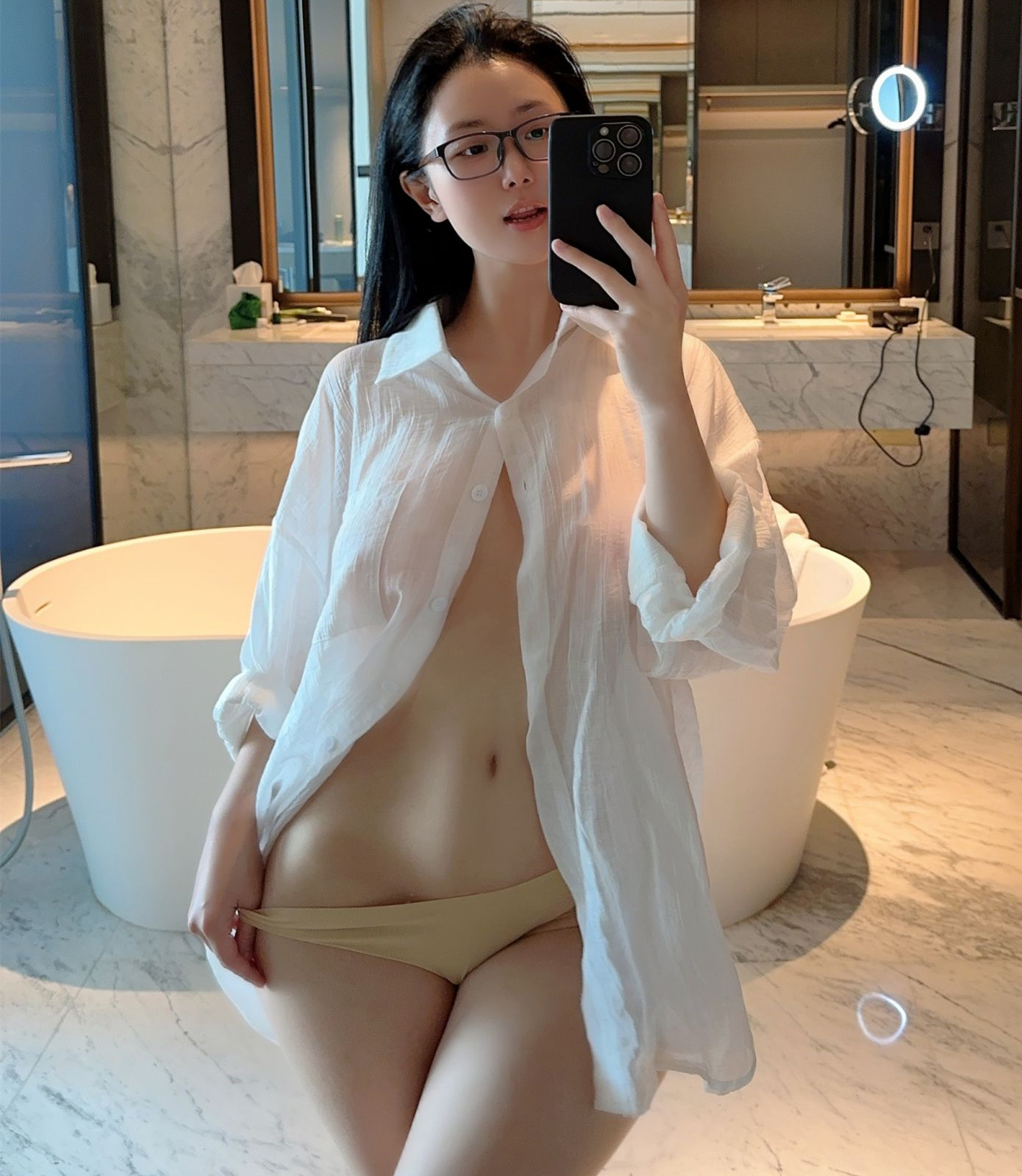 俏妞 男友衬衫私密 20P-COS世界