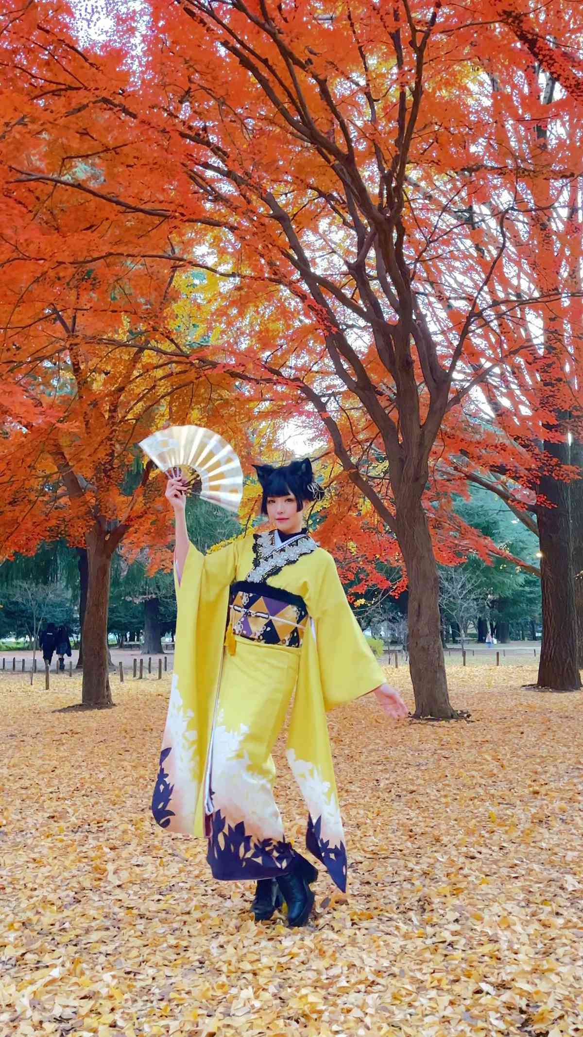 Ely_eee(ElyEE子)  – Ginkgo Black Cat 銀杏黑貓23P-COS世界