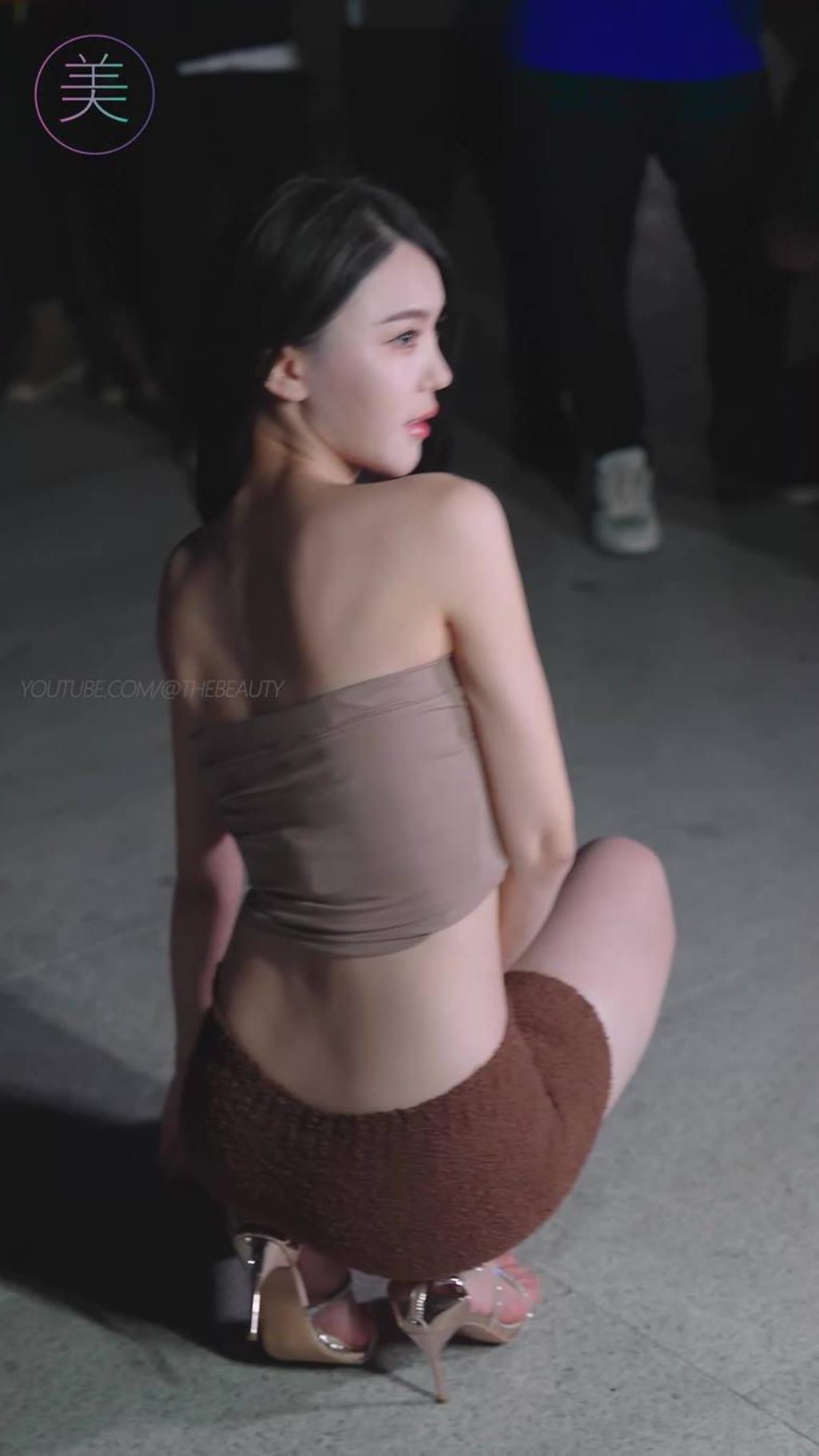 图片[2]-2023 广州车展 Racing Model 车模抖音网红 98 20P-街拍流行馆