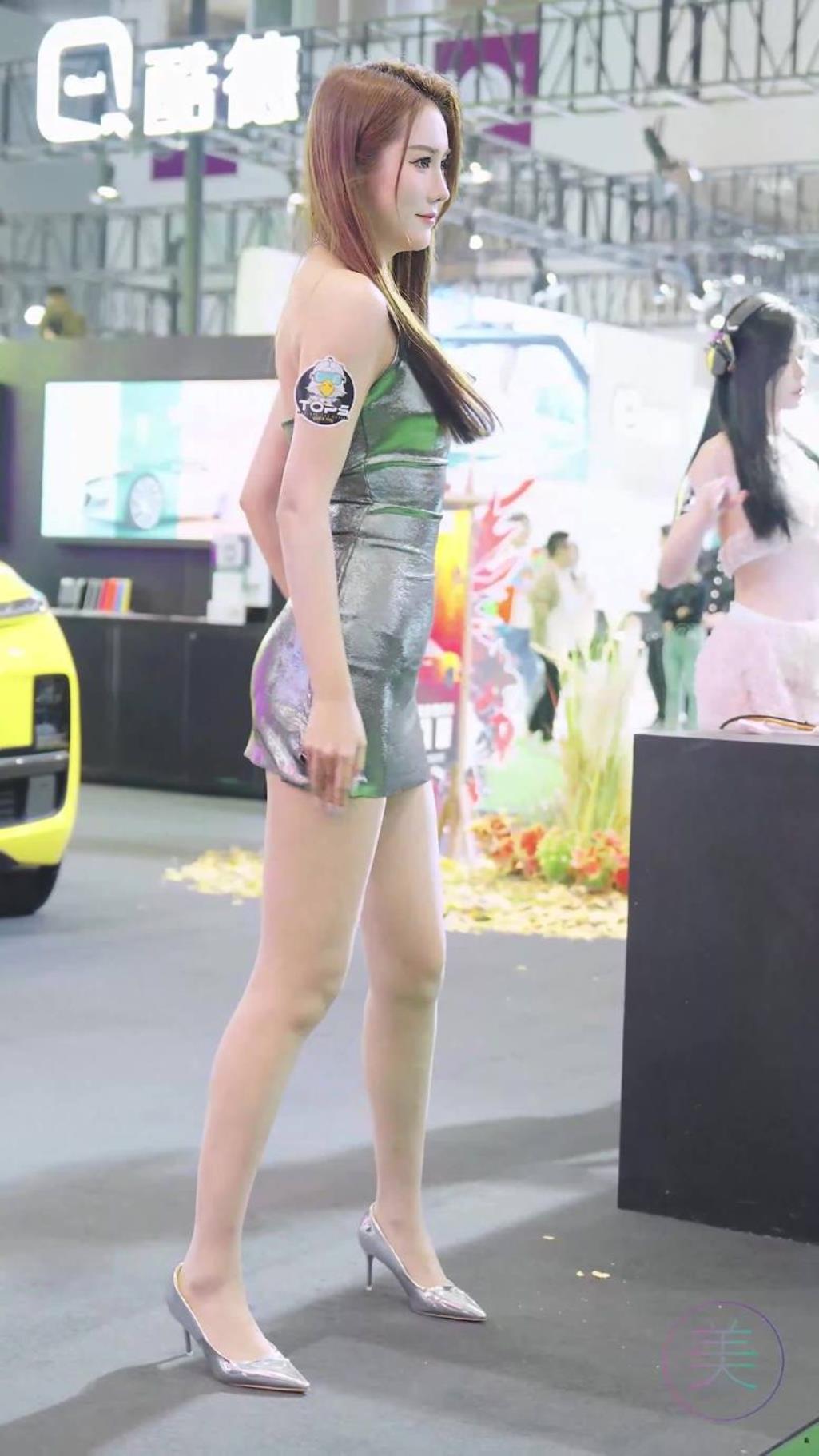 图片[2]-2024 深圳改装车展 Auto Salon 车模抖音网红  06 20P-街拍流行馆
