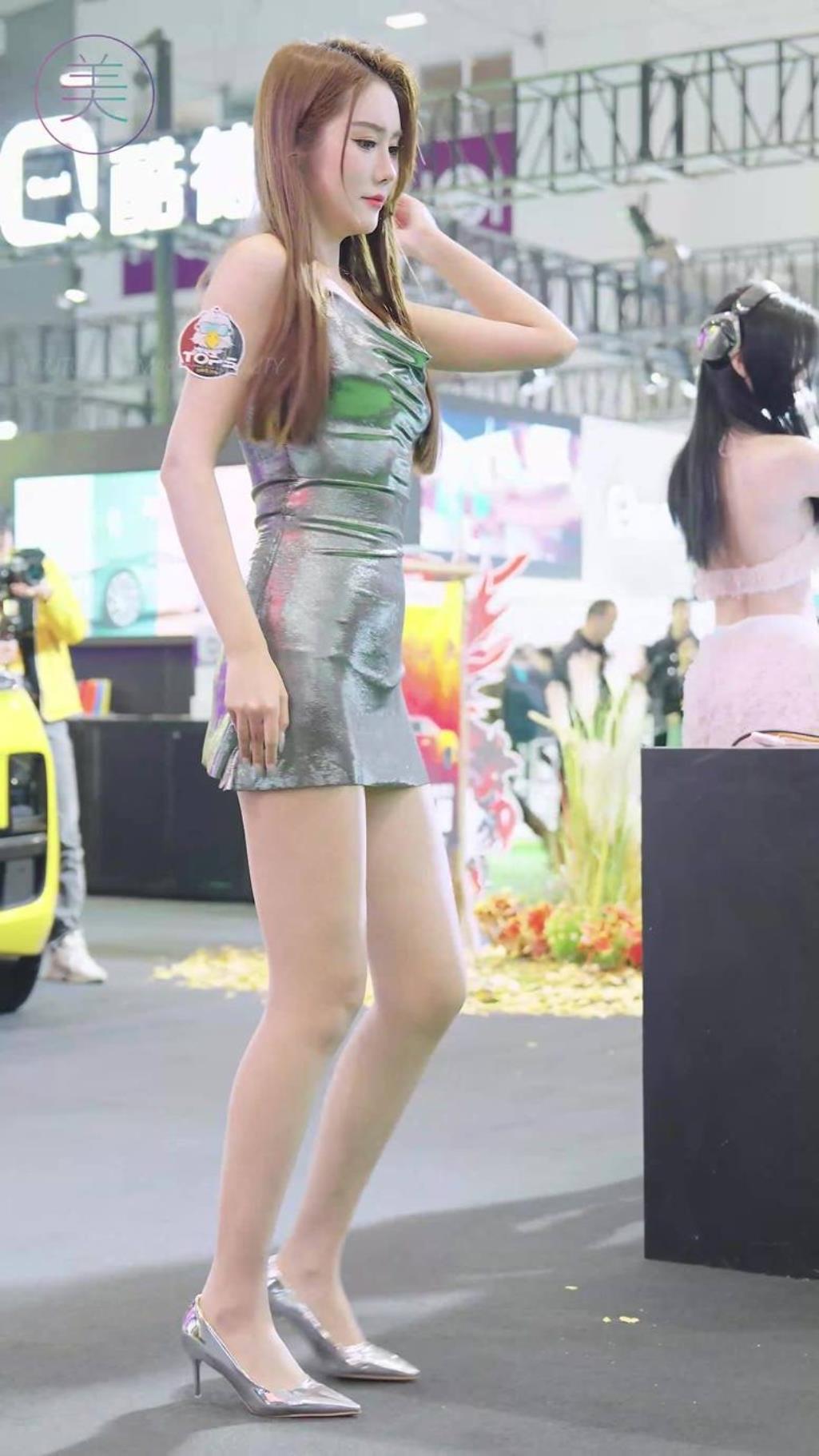图片[5]-2024 深圳改装车展 Auto Salon 车模抖音网红  06 20P-街拍流行馆