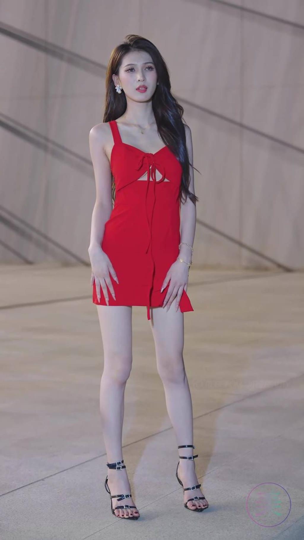 图片[1]-2023 广州车展 Racing Model 车模抖音网红 102 20P-街拍流行馆