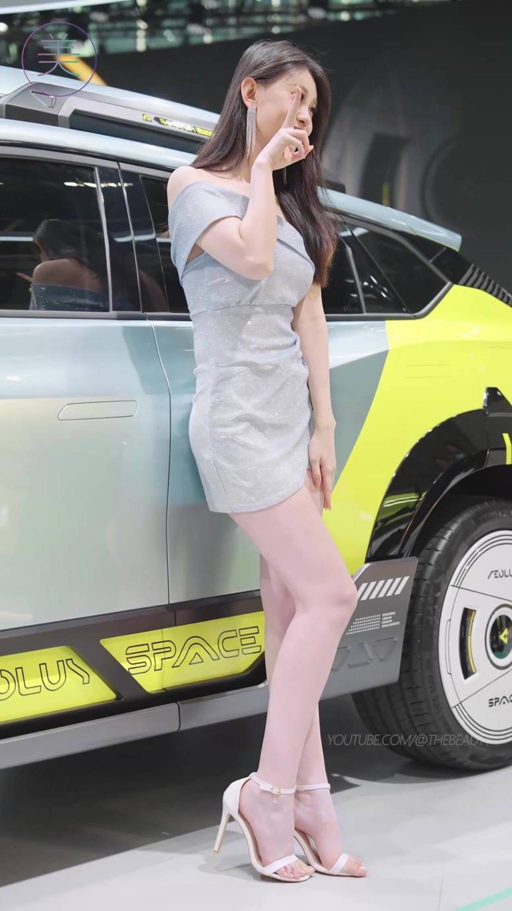 图片[2]-2023 广州车展 Racing Model 车模抖音网红 114 20P-街拍流行馆