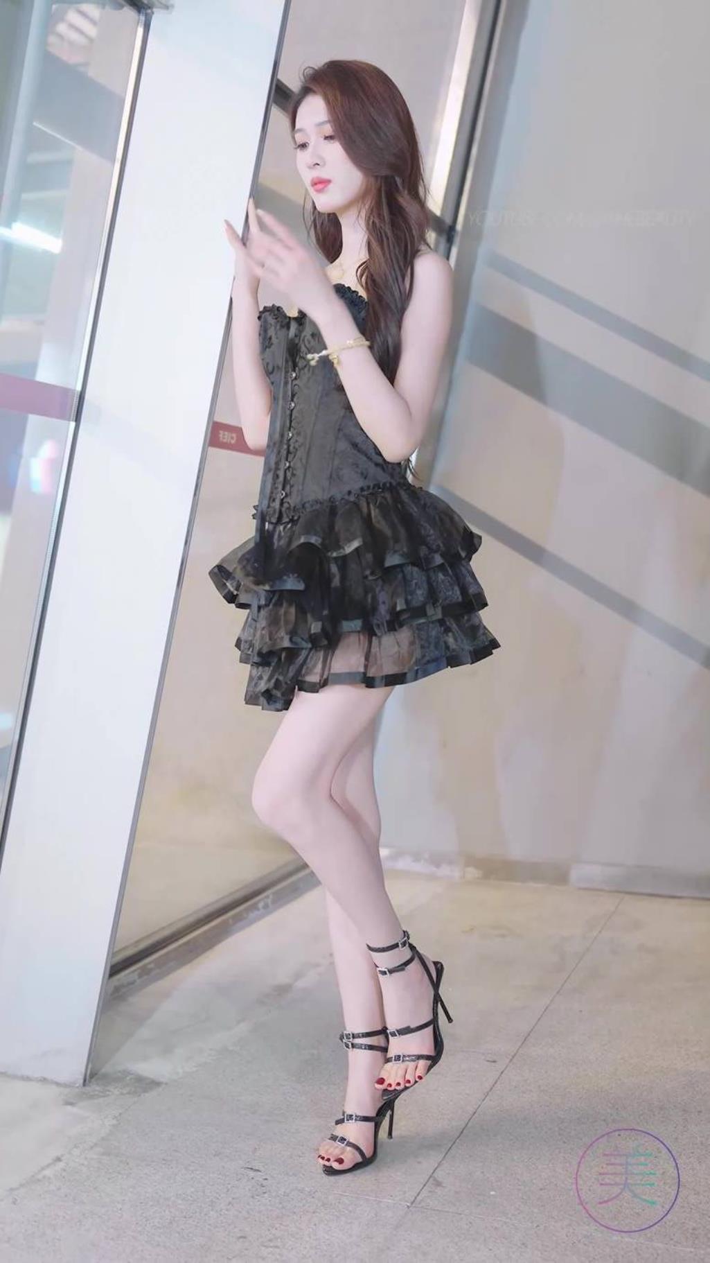 图片[1]-2023 广州车展 Racing Model 车模抖音网红 122 20P-街拍流行馆