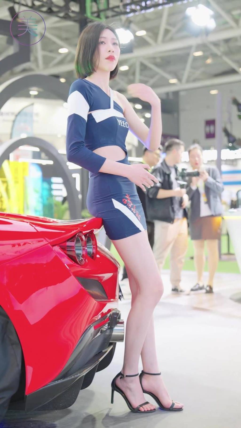 图片[2]-2024 深圳改装车展 Auto Salon 车模抖音网红  12 20P-街拍流行馆