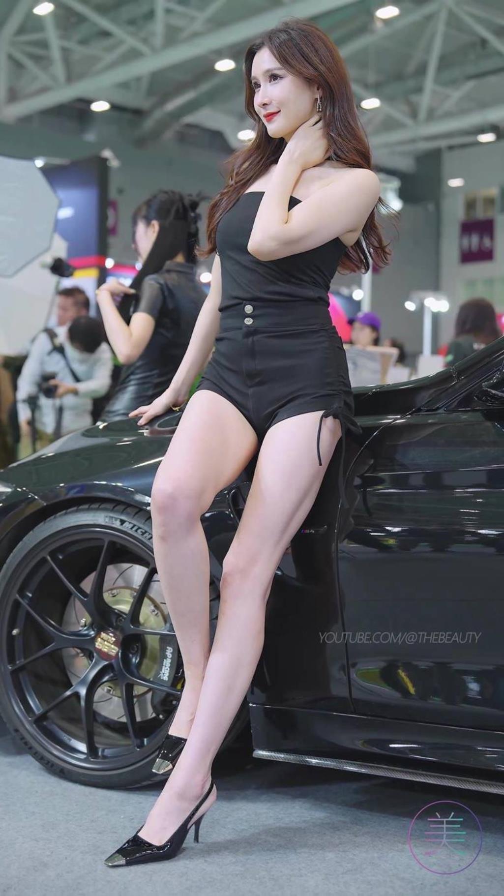 图片[4]-2024 深圳改装车展 Auto Salon 车模抖音网红  17 20P-街拍流行馆