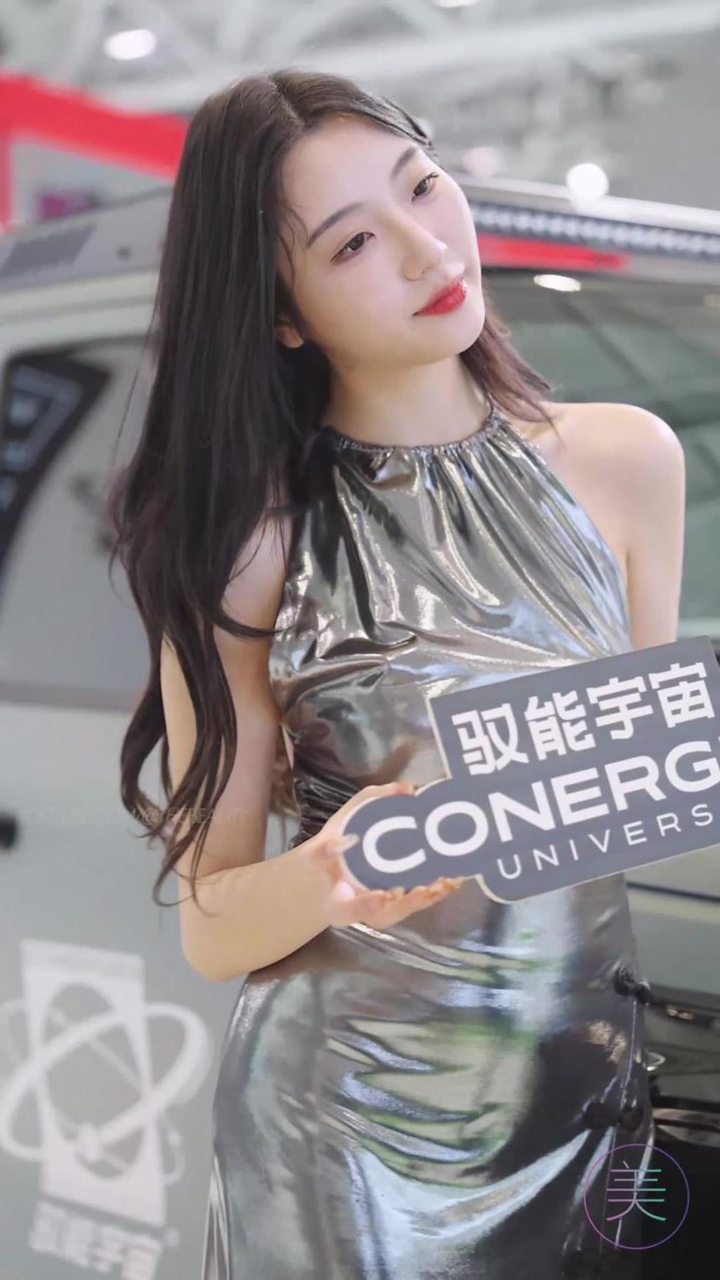 图片[2]-2024 深圳改装车展 Auto Salon 车模抖音网红  40 20P-街拍流行馆