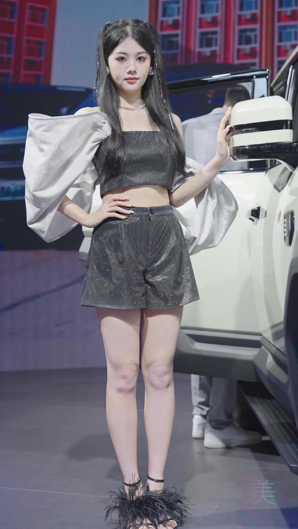 图片[5]-2024 东莞春季车展 Racing Model 车模  Fancam LOOKBOOK 19 20P-街拍流行馆
