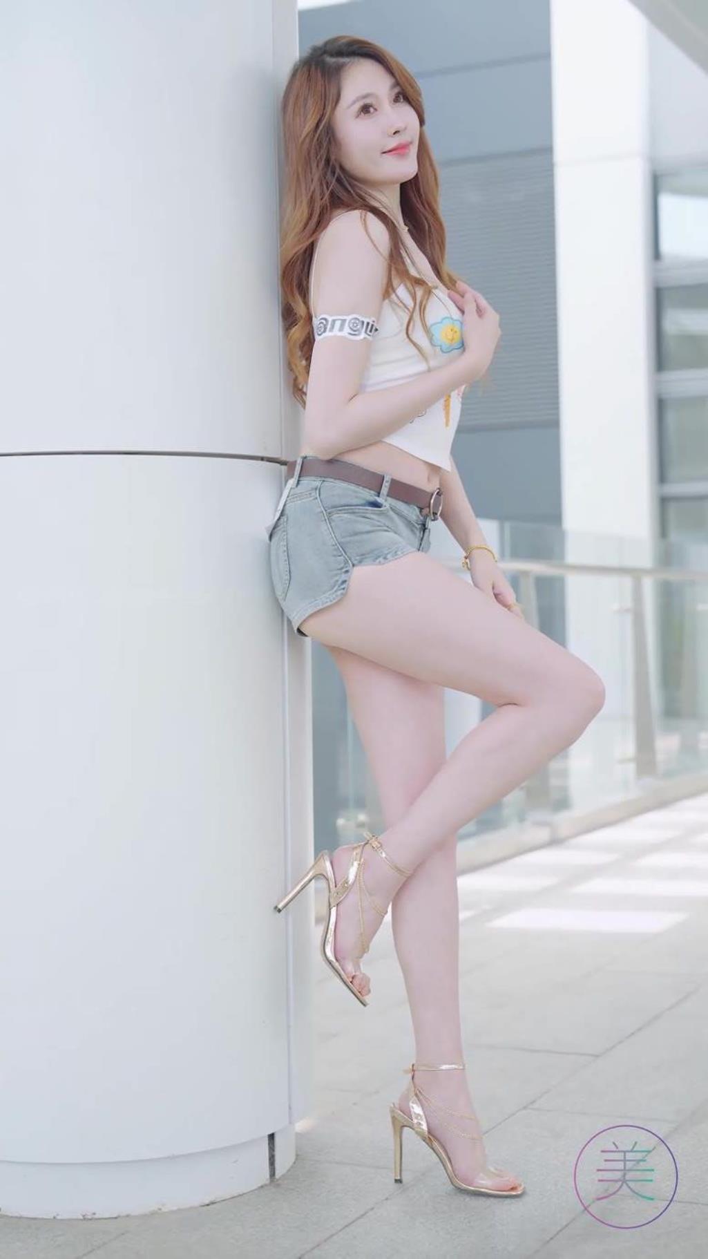 图片[3]-2024 深圳改装车展 Auto Salon 车模抖音网红  48 20P-街拍流行馆