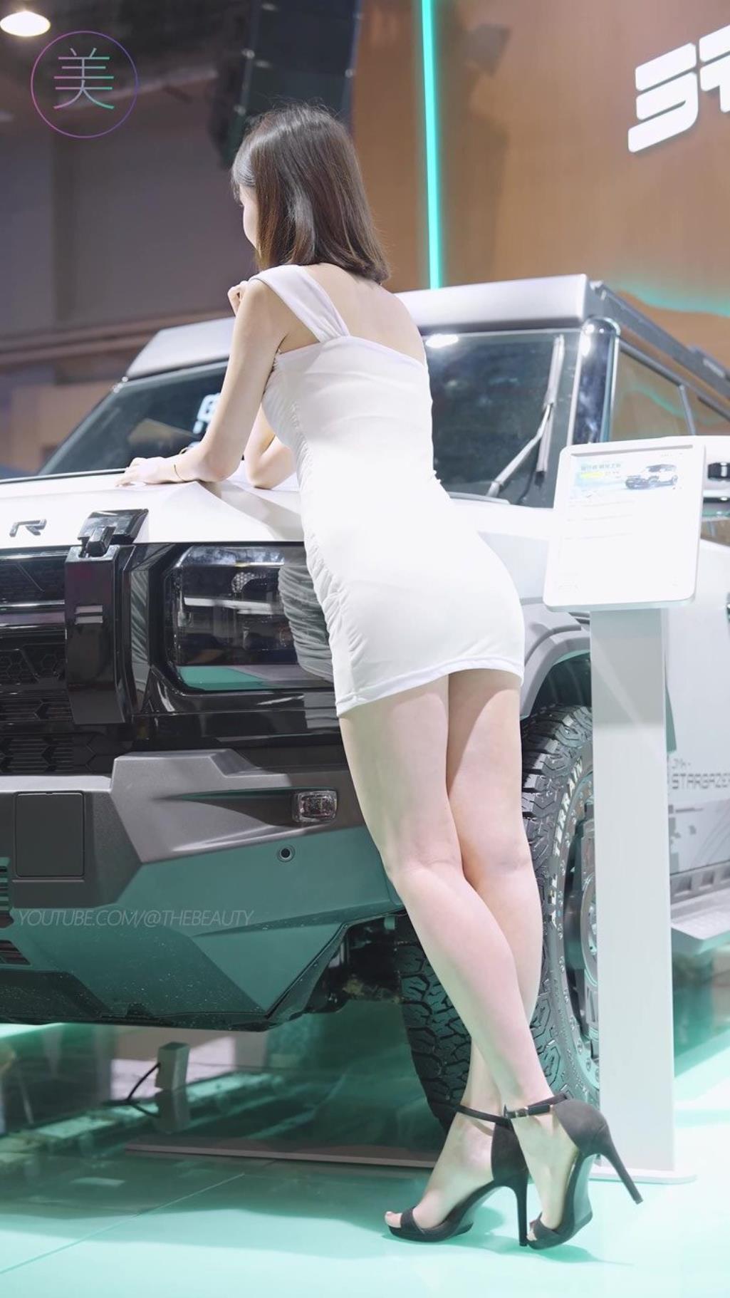 图片[1]-2024 东莞春季车展 Racing Model 车模  Fancam LOOKBOOK 01 20P-街拍流行馆