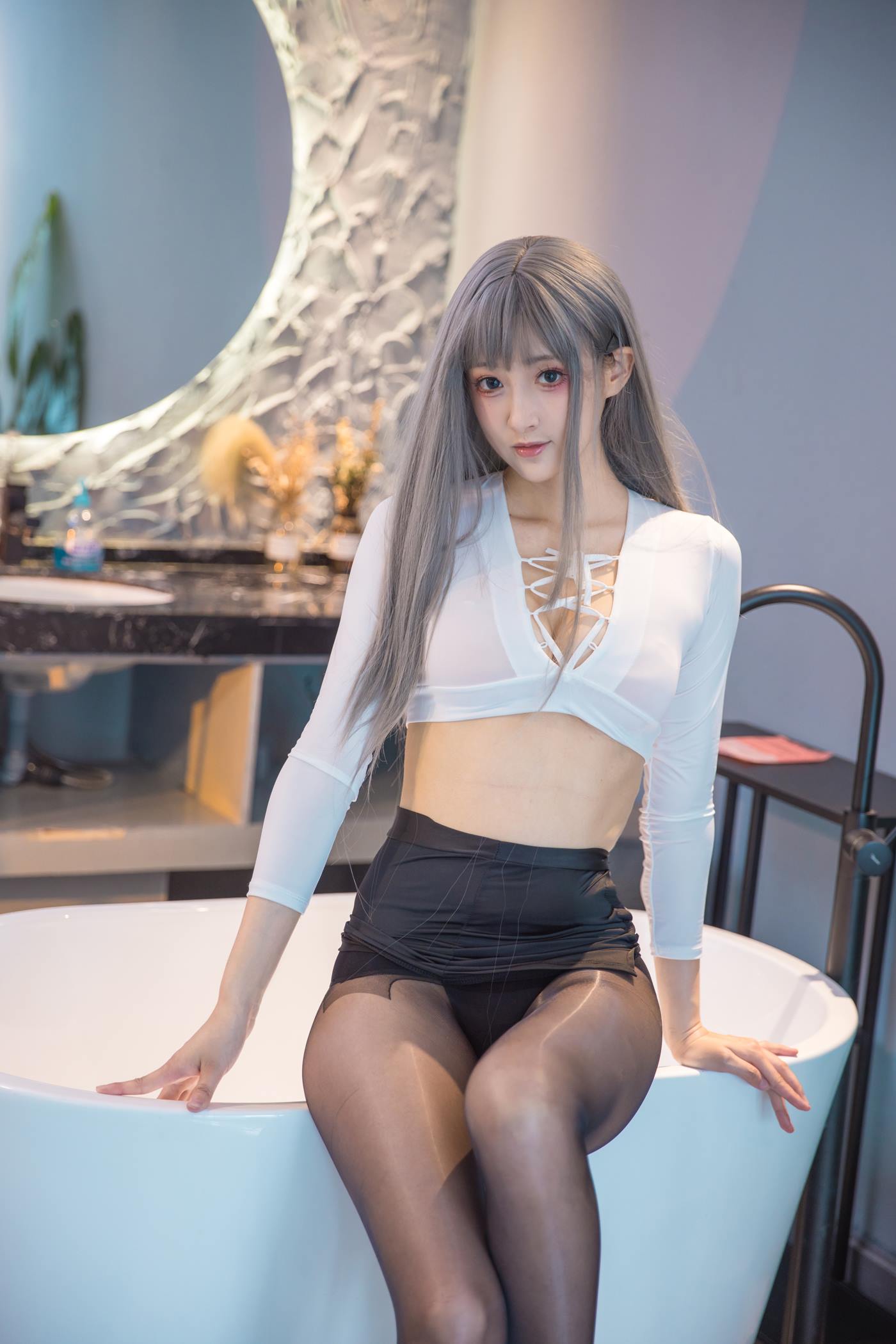 图片[3]-冬马路纱 – 浴缸湿身黑丝 18P-COS世界