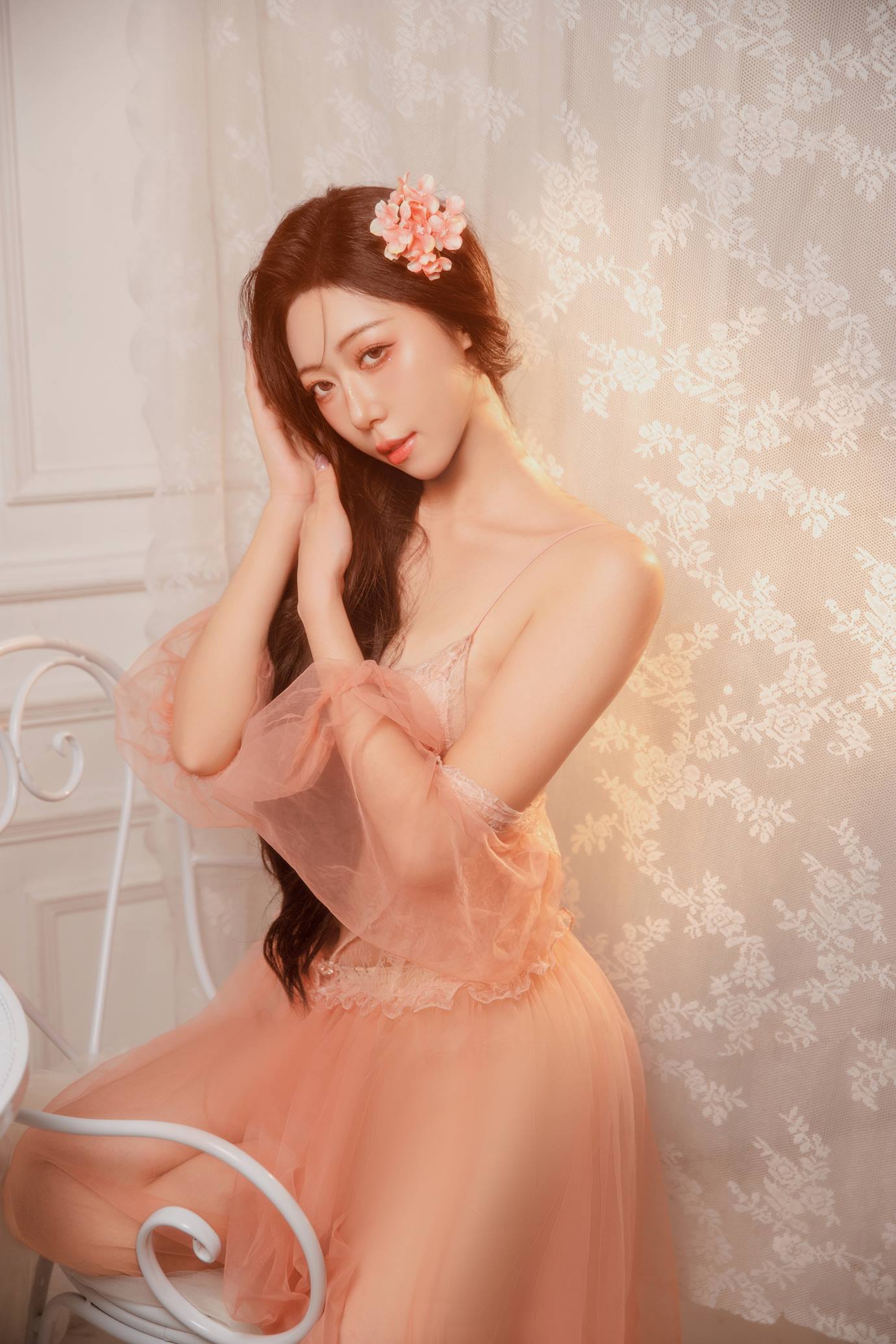 图片[5]-Money冷冷 – 仙女粉氛围感写真 15P-COS世界