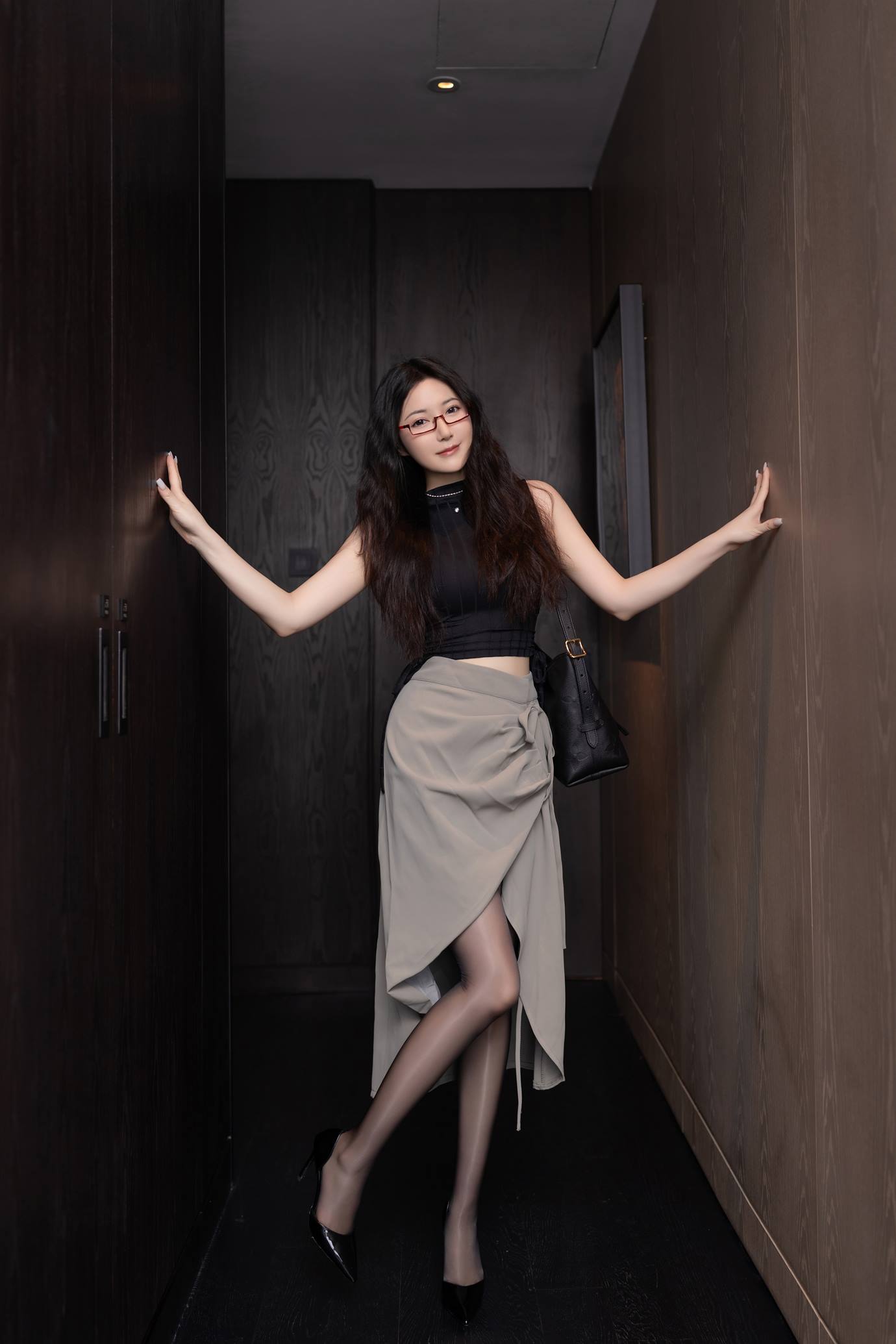 图片[5]-秀人名模鱼子酱Fish《眼镜娘》写真 63P-COS世界